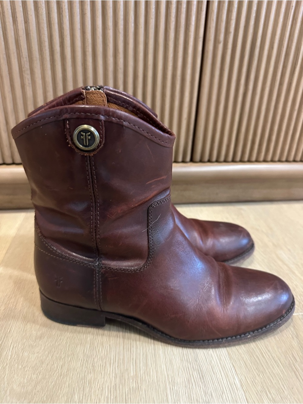 Frye Brown Leather Short Western Boots size 6